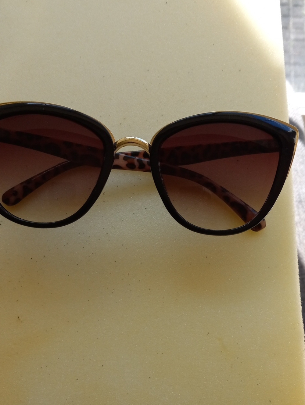Women's Tortoiseshell Cat-Eye Sunglasses - Brown Lenses